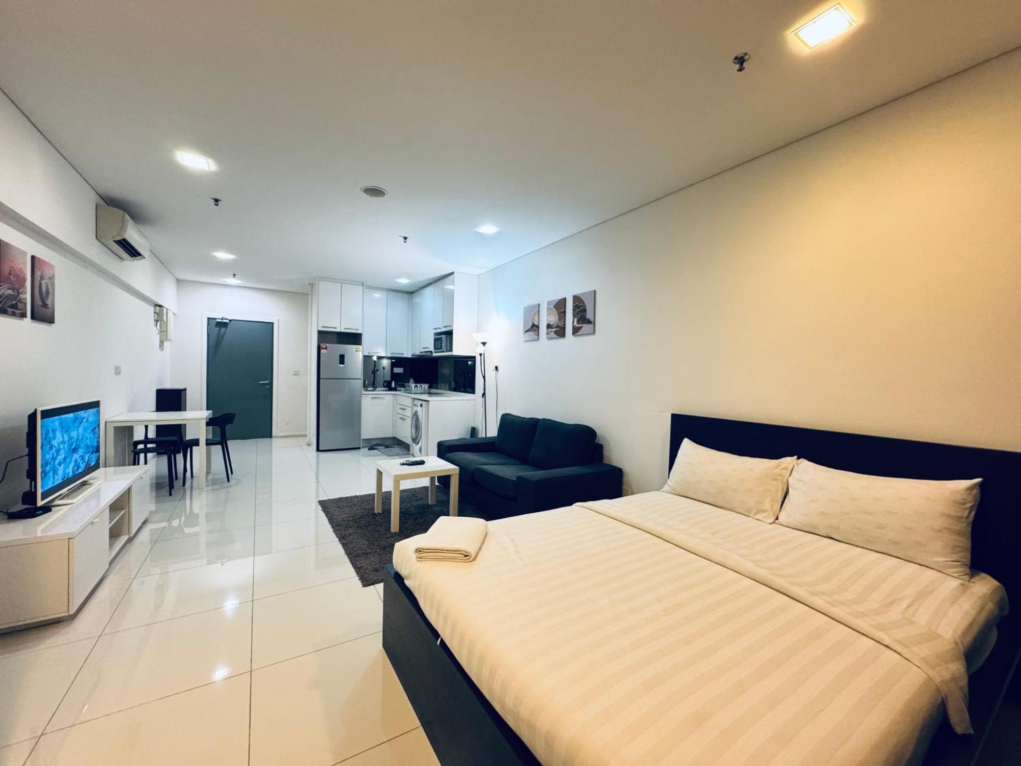 Mercu Summer Suites Klcc By Grihoz Homestay — Photos 1